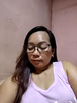 asianwet4u online show from 8, 4, 2026