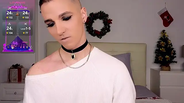 Snapshot of HelenSpellman chatting on 24, 12, 2024 HelenSpellman online show from 24, 12, 2024