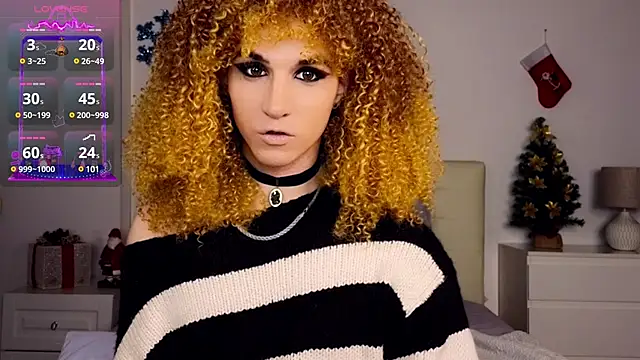 Snapshot of HelenSpellman chatting on 26, 12, 2024 HelenSpellman online show from 26, 12, 2024