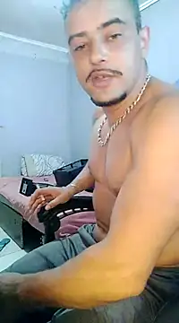 Snapshot of Fadinha-e-Raro chatting on 17, 2, 2025 Fadinha-e-Raro online show from 17, 2, 2025