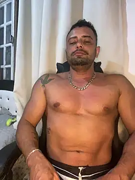 Snapshot of Fadinha-e-Raro chatting on 15, 3, 2025 Fadinha-e-Raro online show from 15, 3, 2025