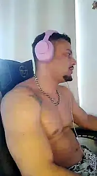 Snapshot of Fadinha-e-Raro chatting on 21, 3, 2025 Fadinha-e-Raro online show from 21, 3, 2025