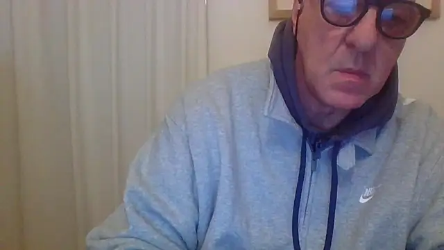 ANONIMO7735 online show from 2, 4, 2026