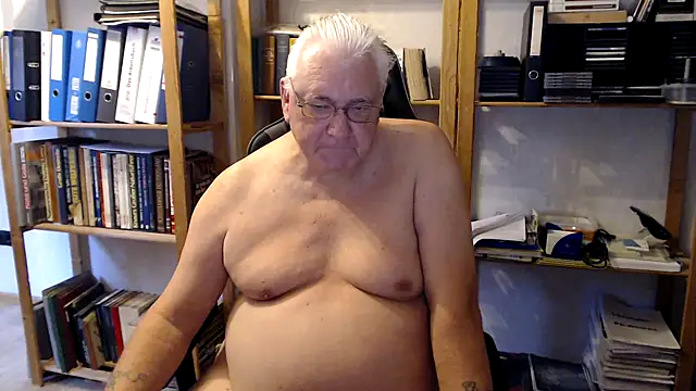 SchwanzhureXXL online show from 9, 7, 2026