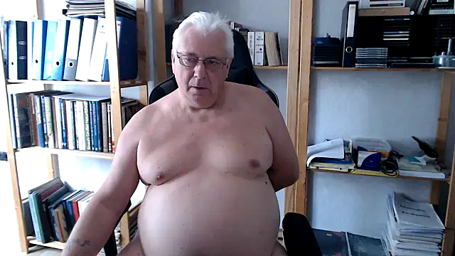 SchwanzhureXXL online show from 12, 7, 2026