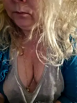 Snapshot of Janahotty chatting on 11, 12, 2024 Janahotty online show from 11, 12, 2024