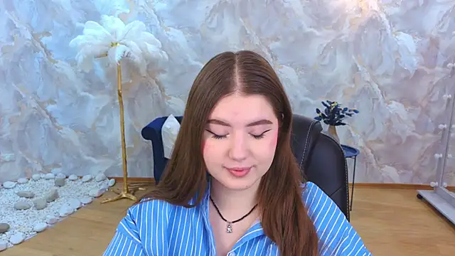 NicoleFoxery online show from 5, 12, 2025