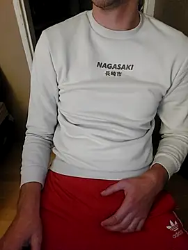 MlodyDres online show from 10, 10, 2025