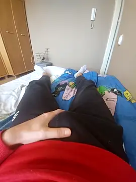 MlodyDres online show from 19, 10, 2025