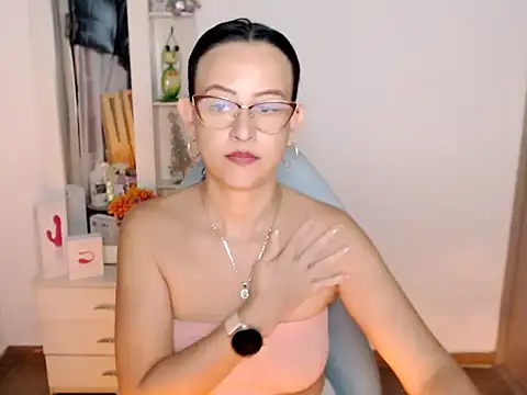Snapshot of BOREAL_MOON chatting on 25, 6, 2026 BOREAL MOON online show from 25, 6, 2026