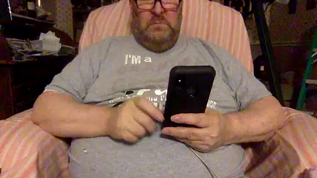 Snapshot of Drwhocares chatting on 16, 4, 2026 Drwhocares online show from 16, 4, 2026