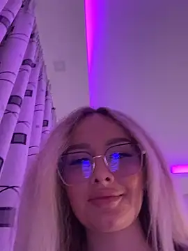 mollyxxx online show from 1, 2, 2025