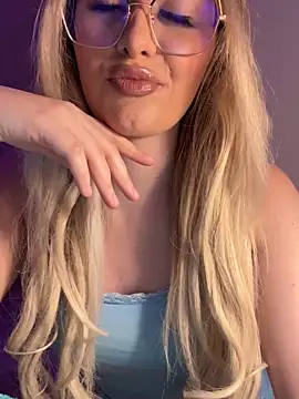 mollyxxx online show from 9, 2, 2025