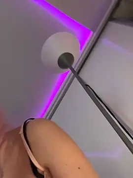 mollyxxx online show from 6, 3, 2025