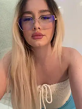 mollyxxx online show from 25, 2, 2026