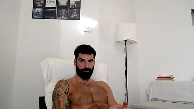 Snapshot of Verycutex chatting on 24, 10, 2025 Verycutex online show from 24, 10, 2025