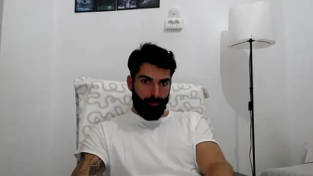 Snapshot of Verycutex chatting on 20, 11, 2025 Verycutex online show from 20, 11, 2025