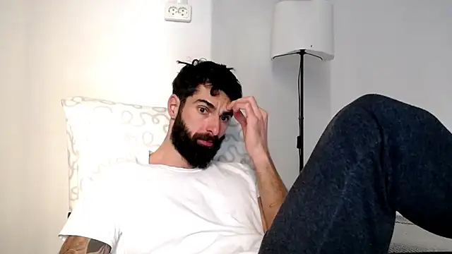 Snapshot of Verycutex chatting on 19, 12, 2025 Verycutex online show from 19, 12, 2025