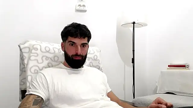 Snapshot of Verycutex chatting on 21, 12, 2025 Verycutex online show from 21, 12, 2025