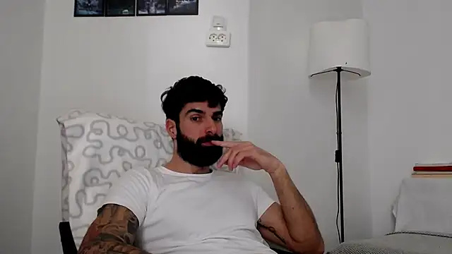 Snapshot of Verycutex chatting on 13, 1, 2026 Verycutex online show from 13, 1, 2026