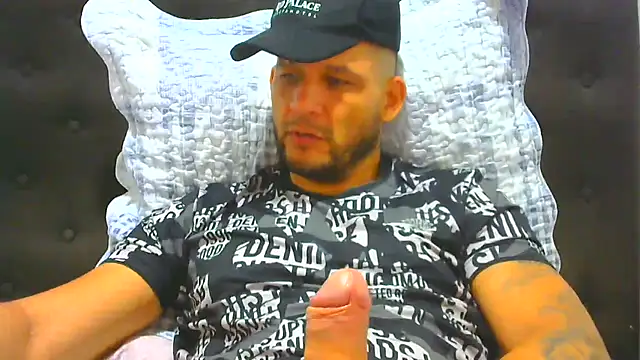 Snapshot of altenori112 chatting on 18, 7, 2026 altenori112 online show from 18, 7, 2026
