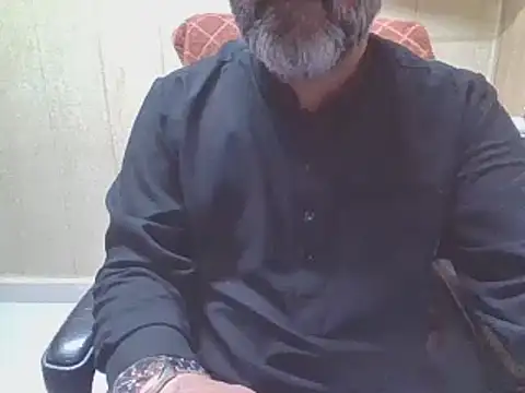 Snapshot of hairymaster95 chatting on 24, 2, 2026 hairymaster95 online show from 24, 2, 2026