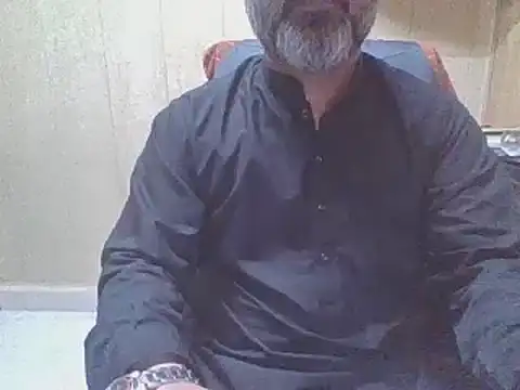 hairymaster95 online show from 17, 4, 2026