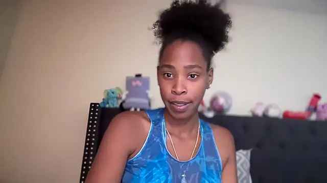 Snapshot of Cum2Charm chatting on 23, 5, 2026 Cum2Charm online show from 23, 5, 2026