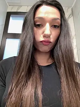  MiaQueen  online show from 22, 2, 2026