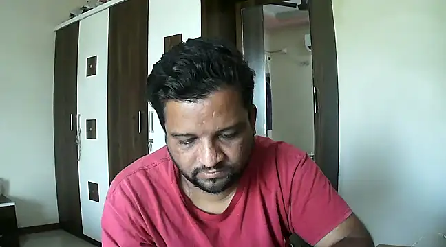Snapshot of dhruv_love chatting on 2, 12, 2024 dhruv love online show from 2, 12, 2024
