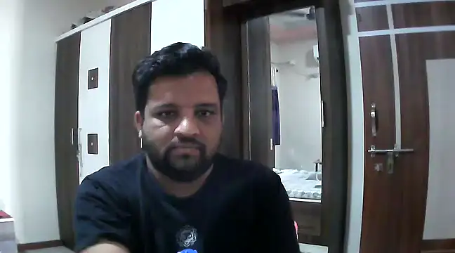 Snapshot of dhruv_love chatting on 4, 12, 2024 dhruv love online show from 4, 12, 2024