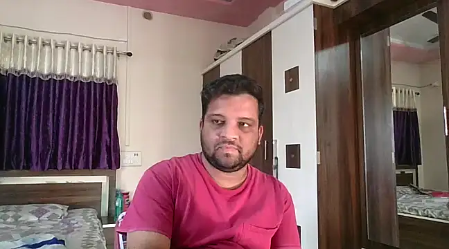 Snapshot of dhruv_love chatting on 5, 2, 2025 dhruv love online show from 5, 2, 2025