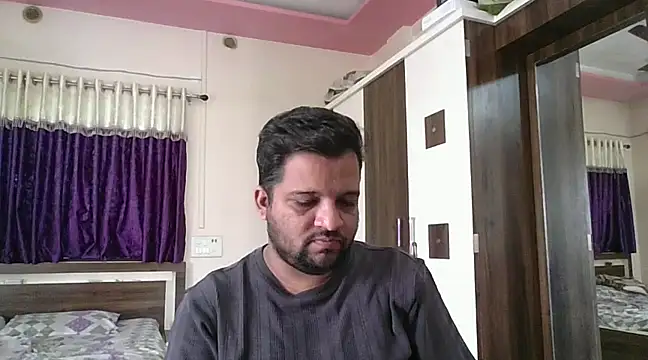 Snapshot of dhruv_love chatting on 6, 2, 2025 dhruv love online show from 6, 2, 2025
