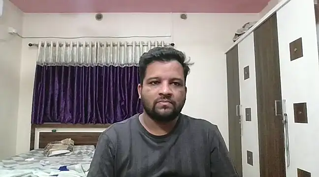 Snapshot of dhruv_love chatting on 6, 2, 2025 dhruv love online show from 6, 2, 2025