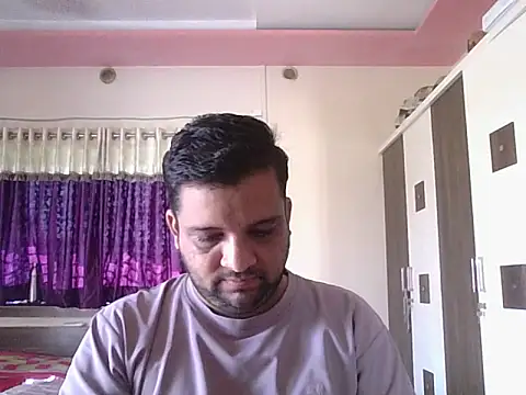 Snapshot of dhruv_love chatting on 10, 9, 2025 dhruv love online show from 10, 9, 2025