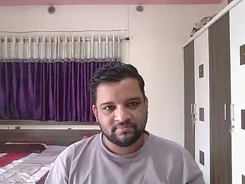 Snapshot of dhruv_love chatting on 22, 9, 2025 dhruv love online show from 22, 9, 2025