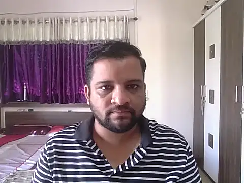 Snapshot of dhruv_love chatting on 24, 9, 2025 dhruv love online show from 24, 9, 2025