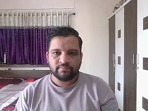 Snapshot of dhruv_love chatting on 25, 9, 2025 dhruv love online show from 25, 9, 2025