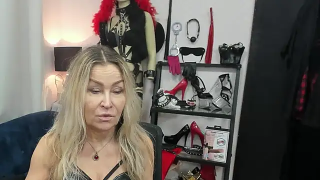 crystaLUX online show from 18, 2, 2026