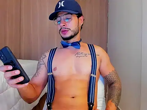 Sirs papi online show from 17, 12, 2025