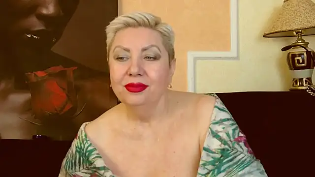 LadyPosh online show from 8, 1, 2025