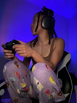 Snapshot of thebrattygoddess chatting on 5, 1, 2025 thebrattygoddess online show from 5, 1, 2025