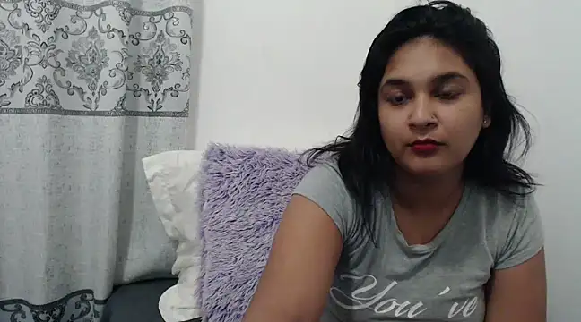 Snapshot of Indianbloom- chatting on 22, 1, 2025 Indianbloom- online show from 22, 1, 2025