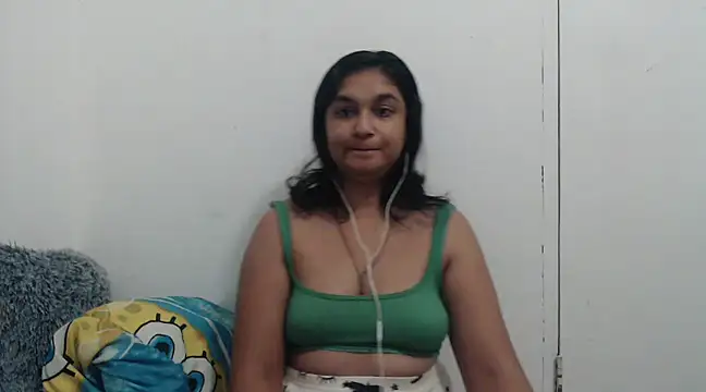 Snapshot of Indianbloom- chatting on 27, 1, 2025 Indianbloom- online show from 27, 1, 2025