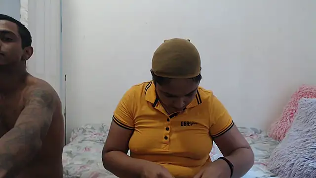 Snapshot of Indianbloom- chatting on 3, 2, 2025 Indianbloom- online show from 3, 2, 2025