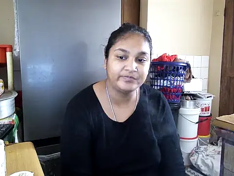 Snapshot of Indianbloom- chatting on 13, 9, 2025 Indianbloom- online show from 13, 9, 2025