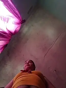 Snapshot of Indianbloom- chatting on 15, 2, 2026 Indianbloom- online show from 15, 2, 2026