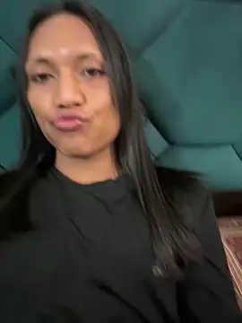 DarlingJenny22 online show from 4, 4, 2026