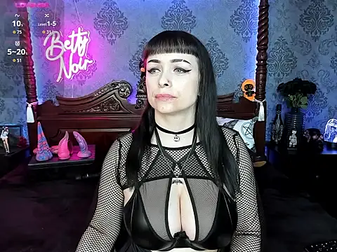 BettyNoir online show from 16, 10, 2025