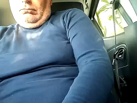 Snapshot of totino975 chatting on 6, 12, 2024 totino975 online show from 6, 12, 2024